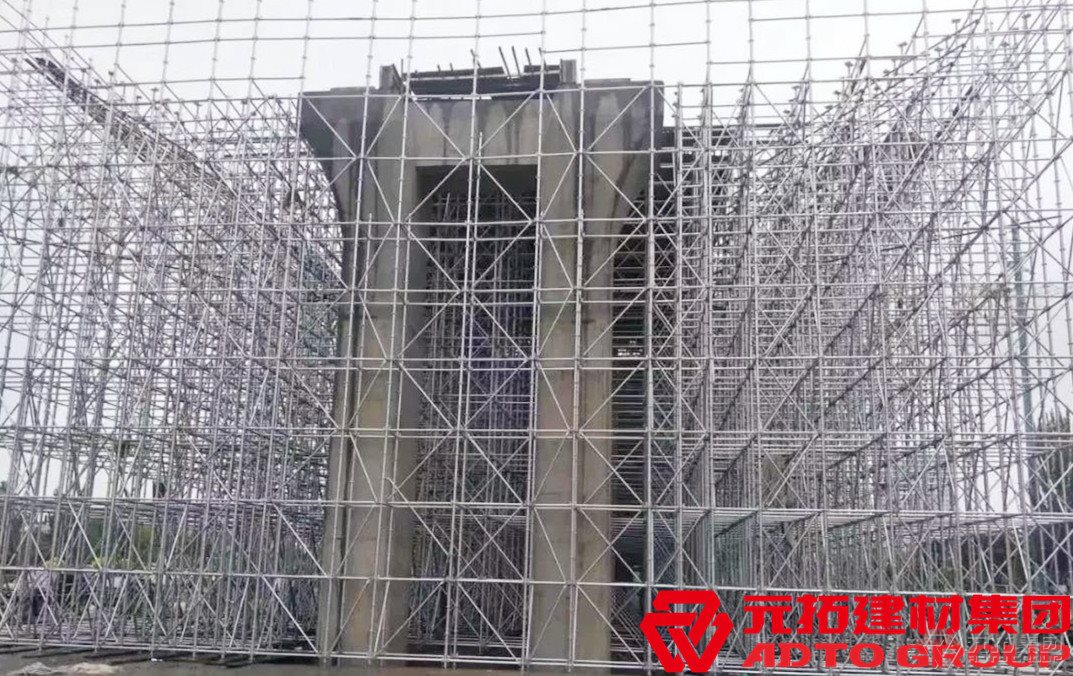 盤扣式腳手架相比傳統(tǒng)式腳手架有哪些優(yōu)勢？